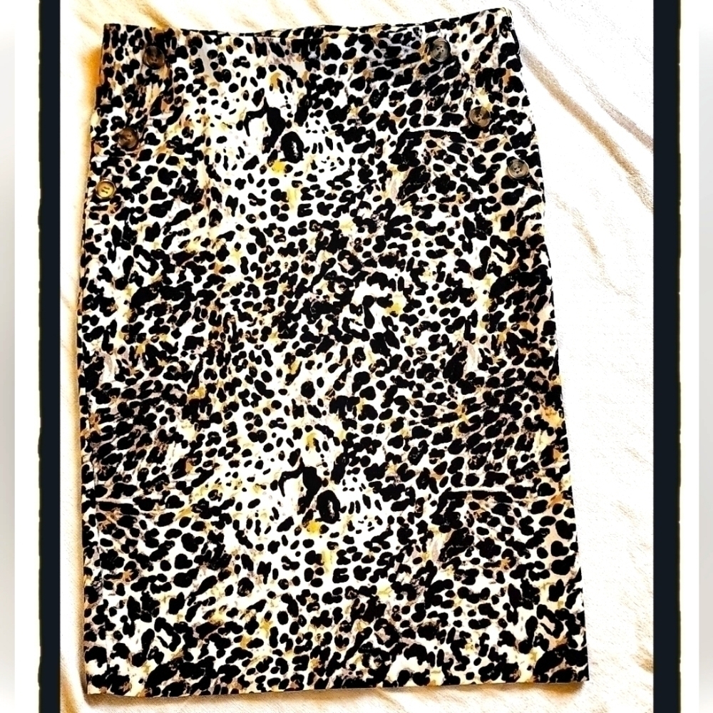Love Scarlet ❤️ Animal Print Pencil Skirt size Med